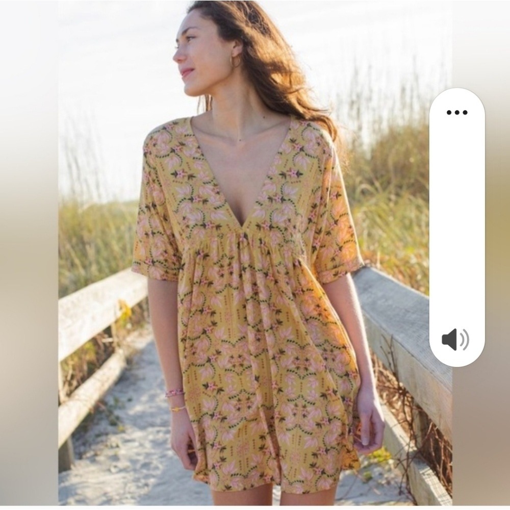 Natural Life Mustard Yellow Floral Boho Babydoll Mini Dress L/XL V-Neck Rayon